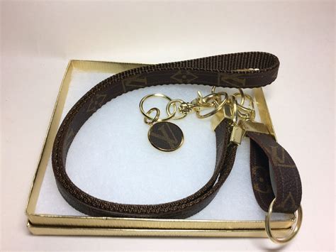 lanyard louis vuitton.